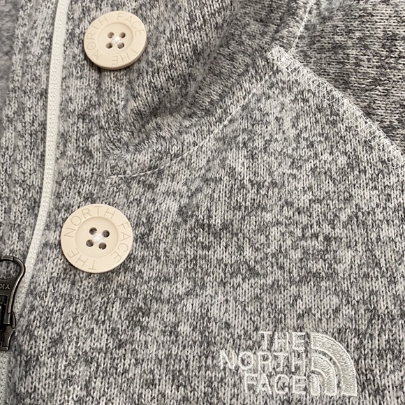 The North Face women’s crescent gray zip up - Picture 3 of 9